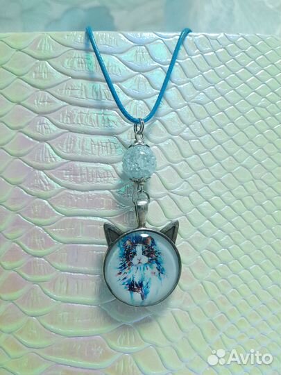 Кулон с котиком. Кулон космос. Ручная работа