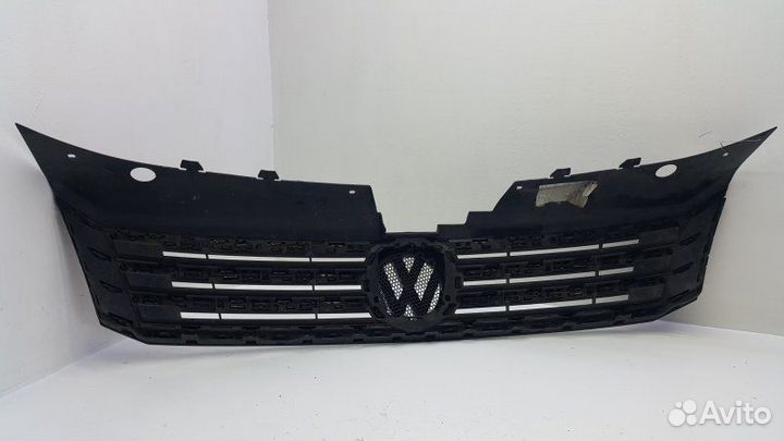 Б/У Решетка радиатора Англия. 3AA853651 VAG