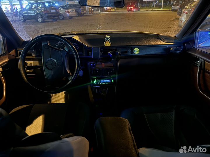 Mercedes-Benz E-класс 2.2 МТ, 1994, 640 000 км