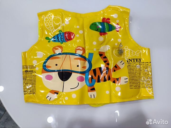 Детский надувной жилет