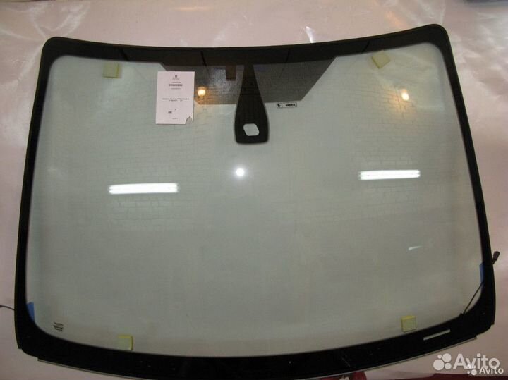 Стекло заднее Kia Sportage 3