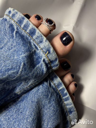 Услуги маникюра и педикюра