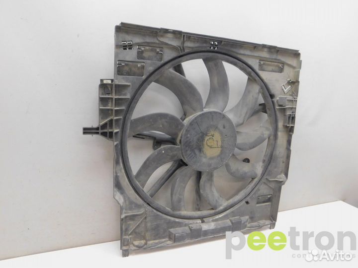 Б/У Б/У Диффузор радиатора б/у 17427634471 BMW