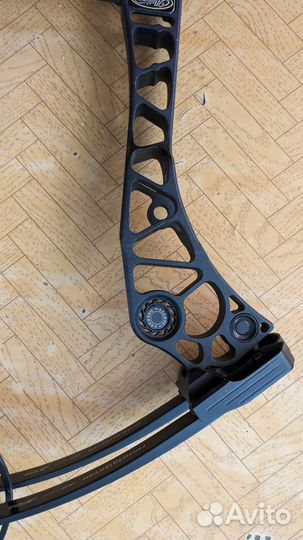 Блочный лук Mathews Halon X