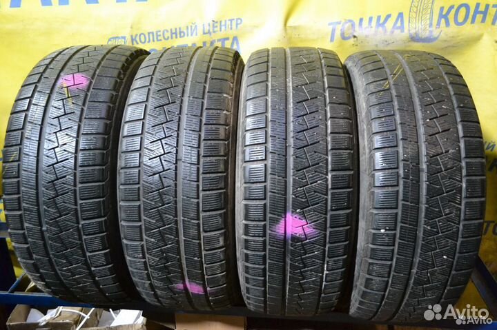 Pirelli Ice Asimmetrico 215/55 R17