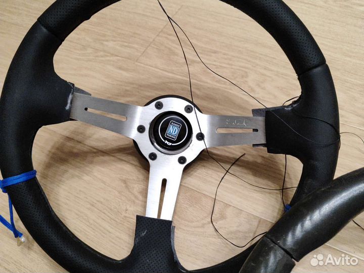 Автозапчасти руль 3 штуки под перетяжку
