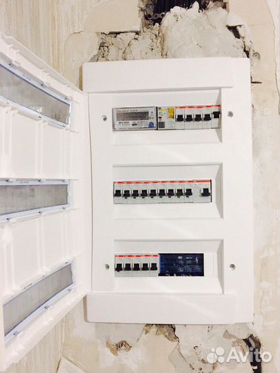 Электрик.Услуги электрика.Вызов на дом.Штробление