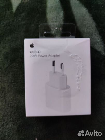 Зарядка на iPhone 20w