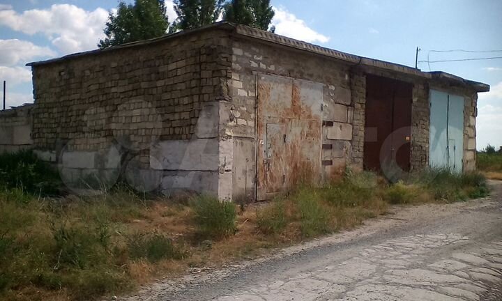 Гараж, > 30 м²