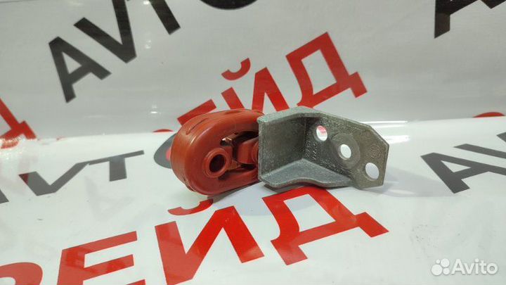 Подушка глушителя Volkswagen Passat 3G czea