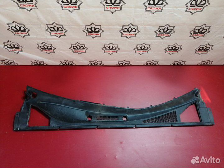 Решетка стеклоочистителя\Жабо Lexus Rx