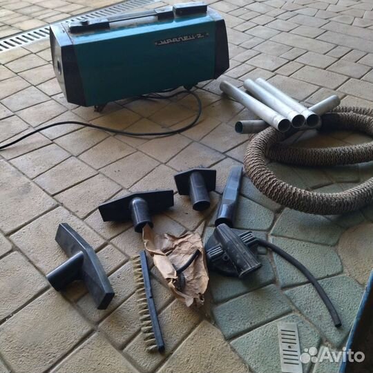 Пылесос старинный