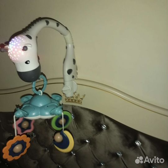 Мобиль на кроватку с проектором