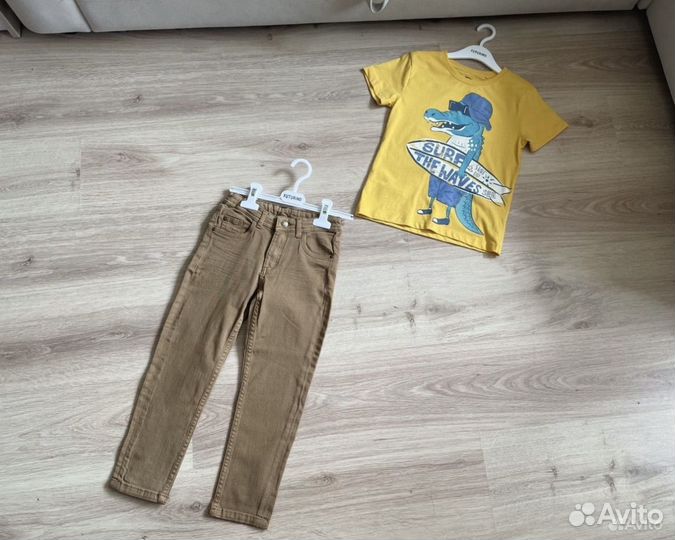 Новый Комплект Брюки и Футболка