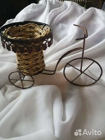 Подставка под цветы