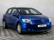 Toyota Auris 1.6 AT, 2011, 150 000 км, с пробегом, цена 949 000 руб.