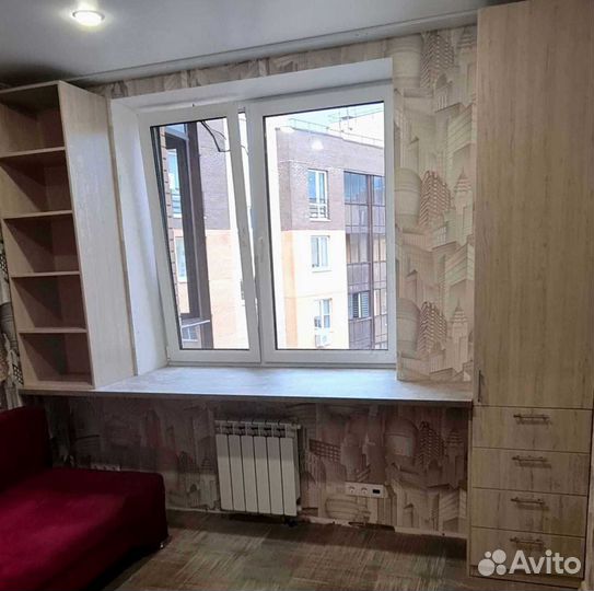 Рабочая зона у окна