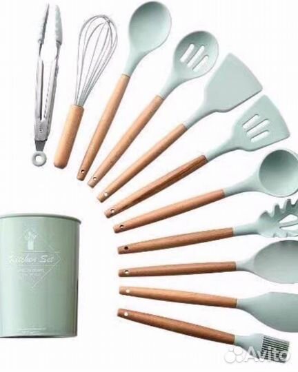 Набор кухонных столовых приборов