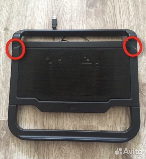 Подставка с охлаждением