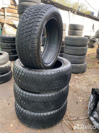 Bridgestone Blizzak DM-V2 235/55 R19 105T