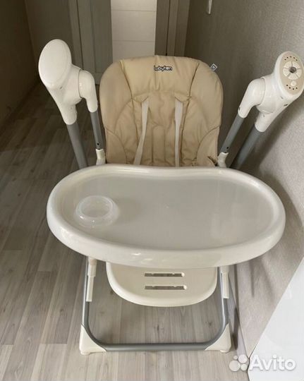 Стульчик для кормления Babyton с функцией качели