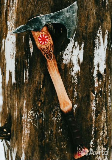 Кованый топор ручной работы Солнцеворот