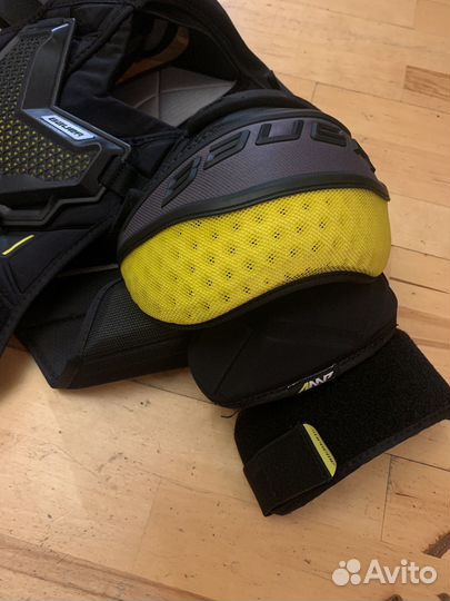 Нагрудник хоккейный ссм SR (L)