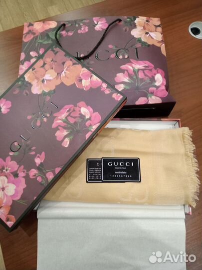 Палантин Gucci,новый