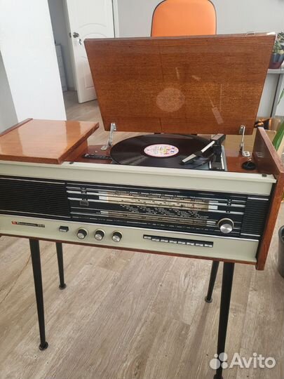 Радиола Кантата 204