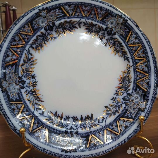 Антикварная тарелка - кузнецовский фарфор