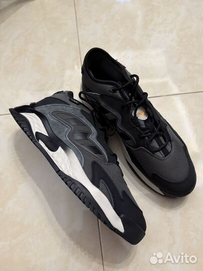 Кроссовки мужские 44 размер новые