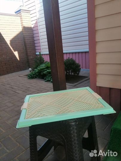 Продам лоток для мини собак