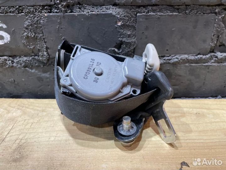 Ремень безопасности задний правый Nissan X-Trail