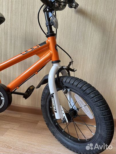 Детский велосипед Royal baby