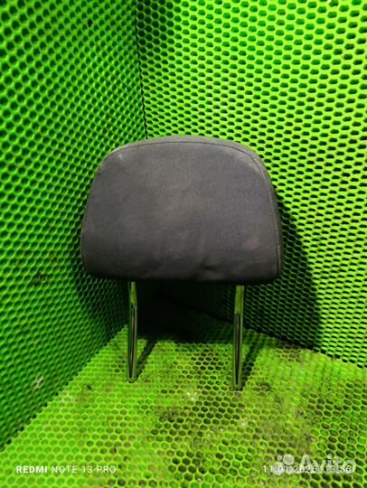 Подголовник vectra с передний