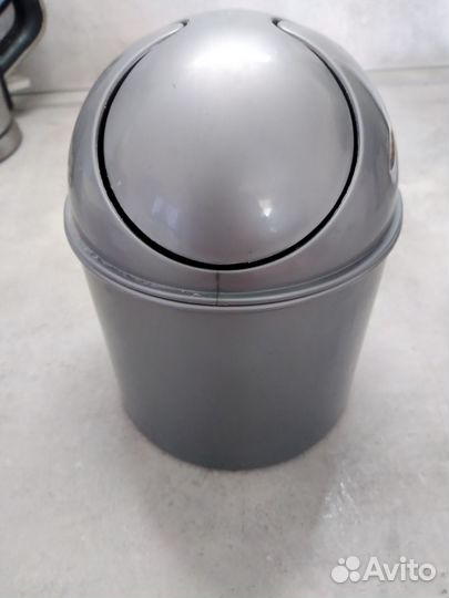 Контейнер для мусора настольный