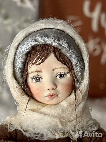 Ватная игрушка девочка на санках