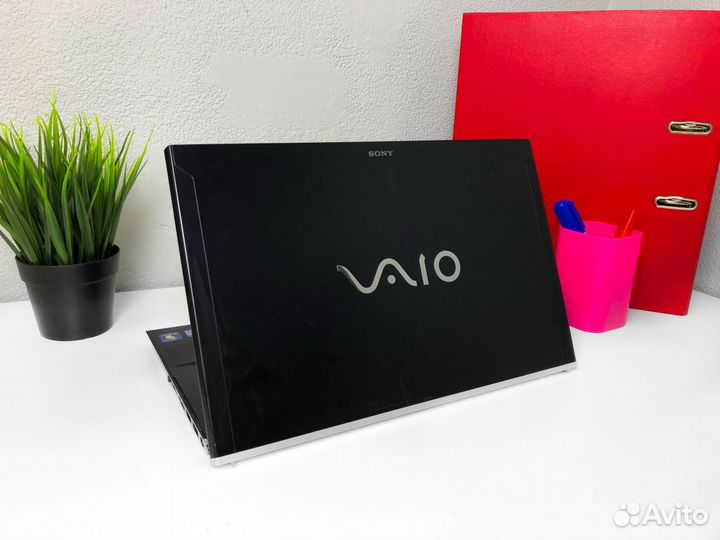 Мощный тонкий ноутбук Sony Vaio i7/Radeon