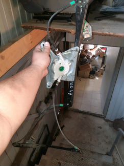 Передний правый стеклоподъемник Audi a4b5