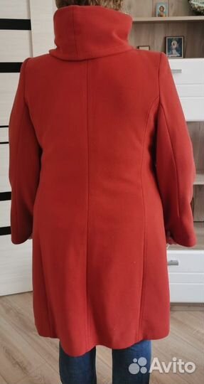 Продам осеннее женское пальто