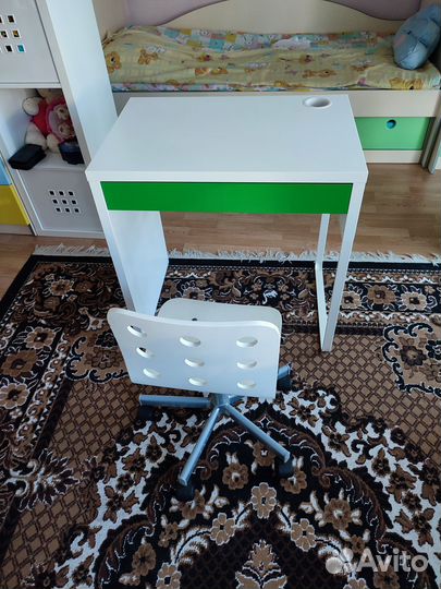 Детский стол и стул IKEA