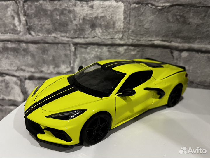 Chevrolet Corvette Stingray Coupe Z51 1/24 Maisto