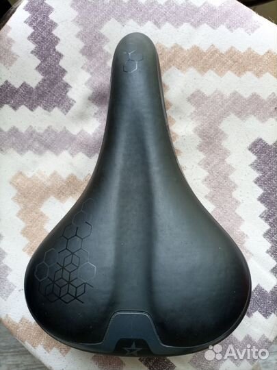 Велосипед ное гибридное седло merida