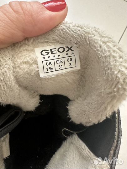 Ботинки зимние Geox для девочки размер 34
