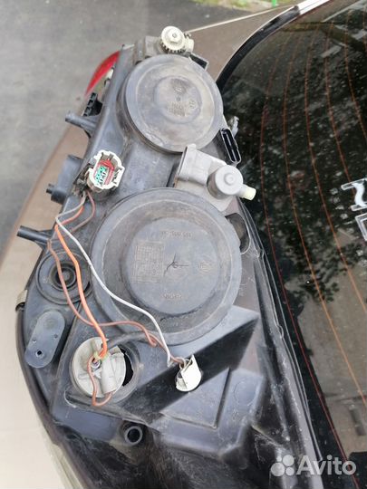 Передняя правая фара ниссан примера р12