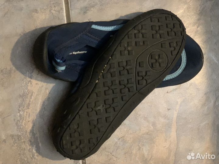 Обувь для плавания