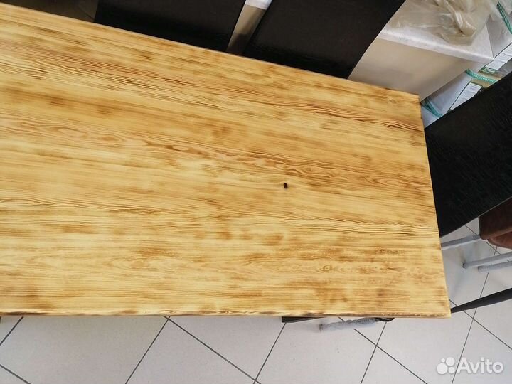 Стол из массива сосны