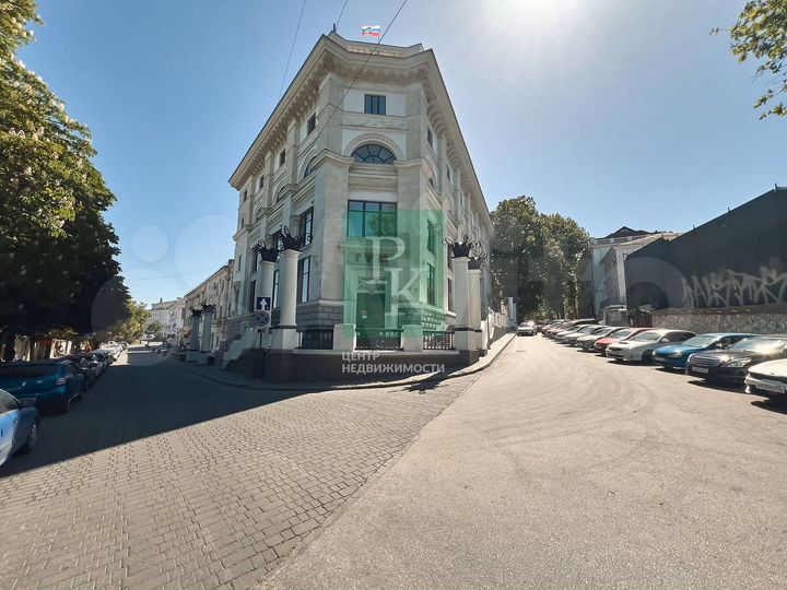 Торгово-офисное помещение 50,6 м² на первой линии