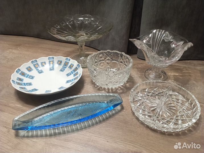 Хрустальные, стеклянные блюда для сервировки