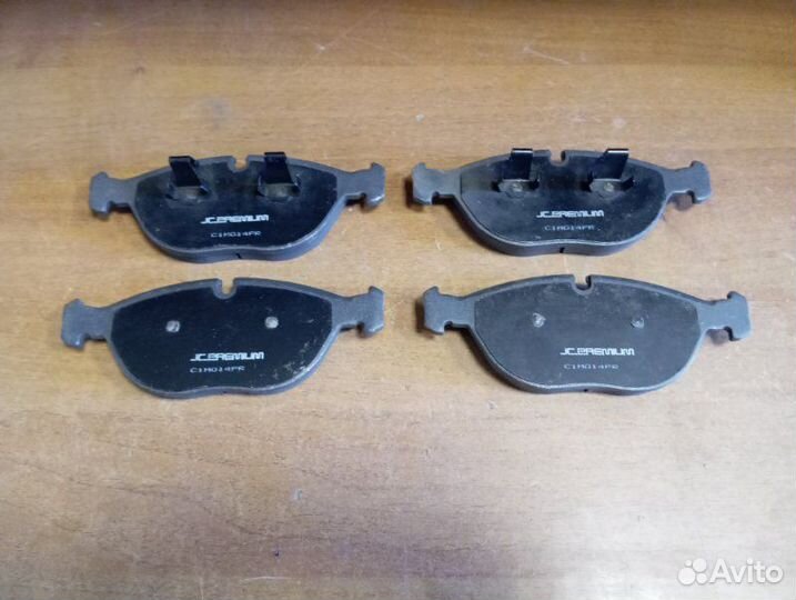 Колодки тормозные передние Bmw 7-Series E38 1994